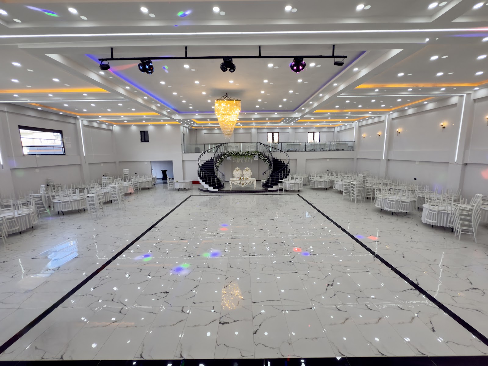 Safir Düğün Salonu — Merkez, Iğdır kır düğünü mekanı