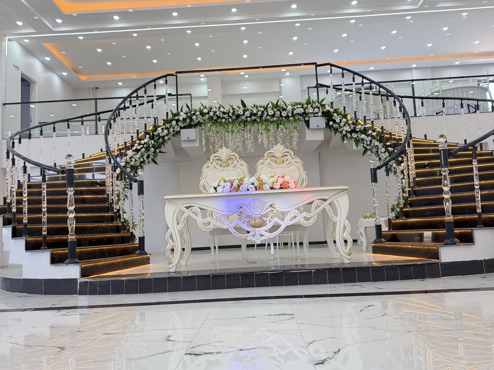 Safir Düğün Salonu — Merkez, Iğdır kır düğünü mekanı görsel 4