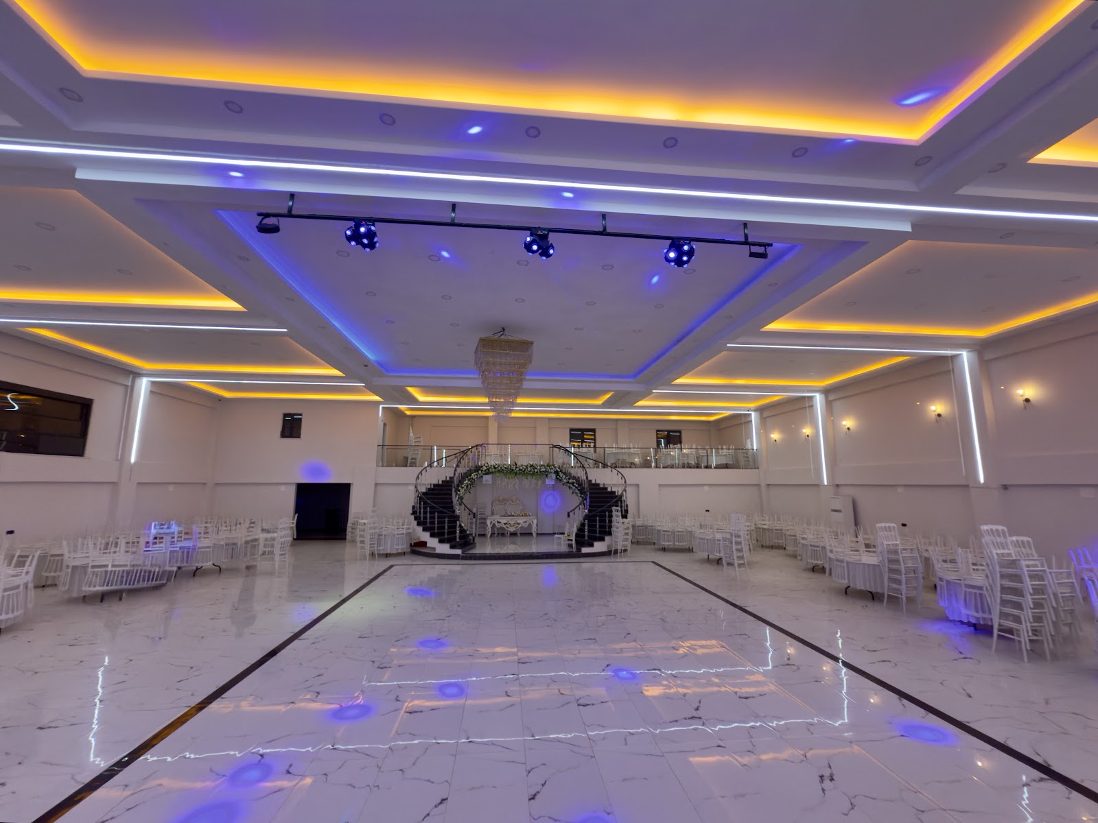 Safir Düğün Salonu — Merkez, Iğdır kır düğünü mekanı görsel 8