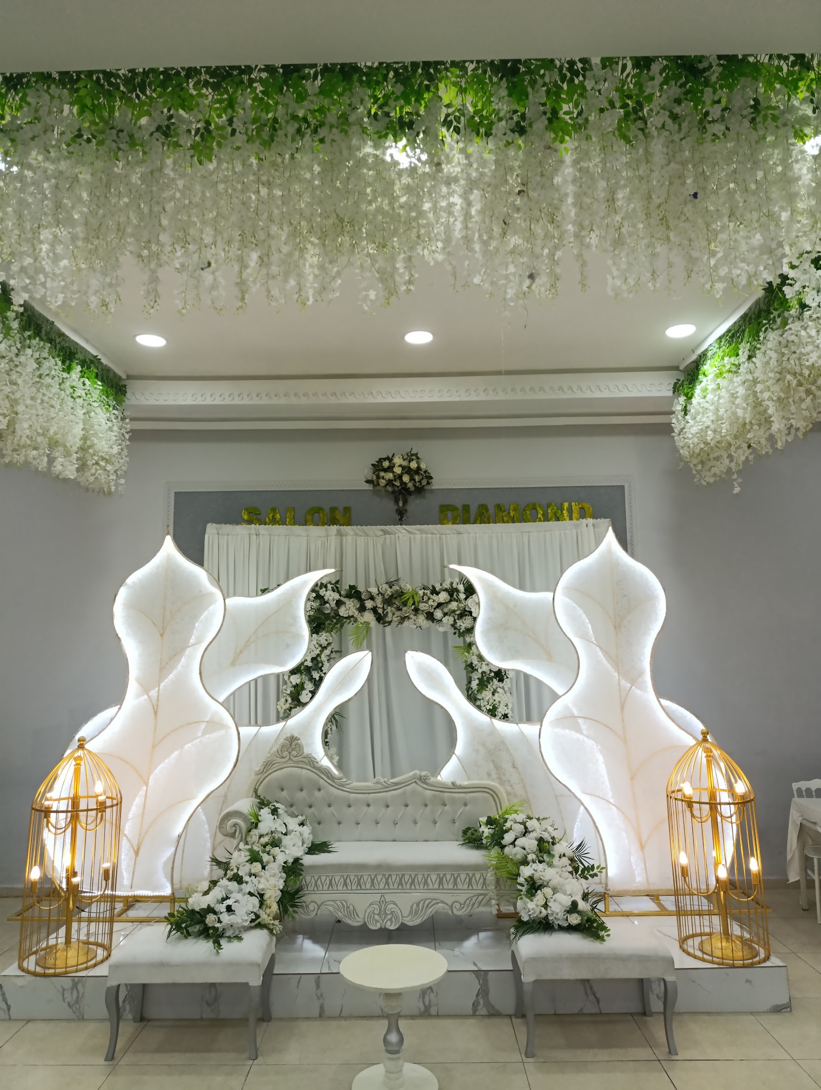Salon Diamond